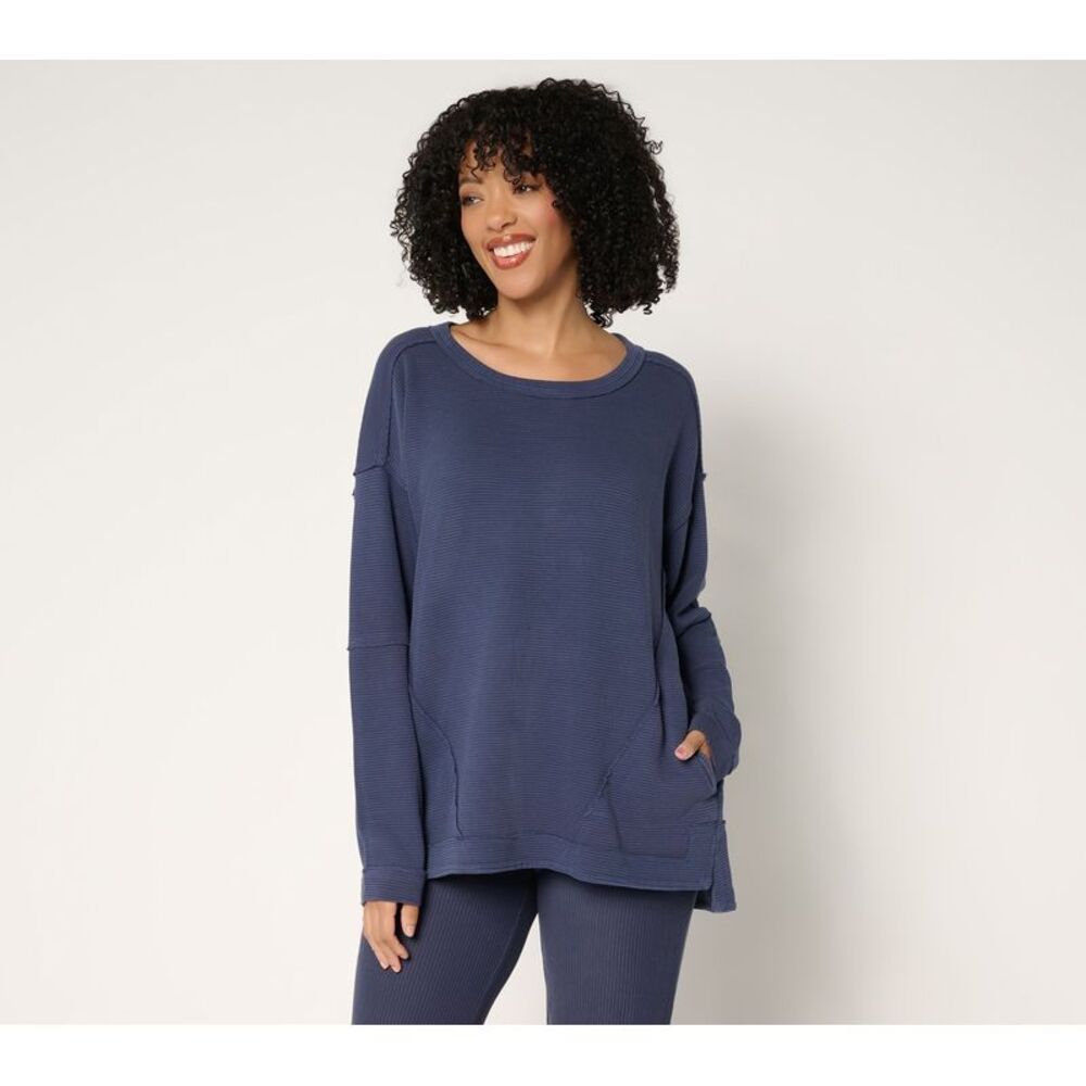Liberare Women's Top Sz L Crew Neck Rib Knit Long Sleeve Blue A702150